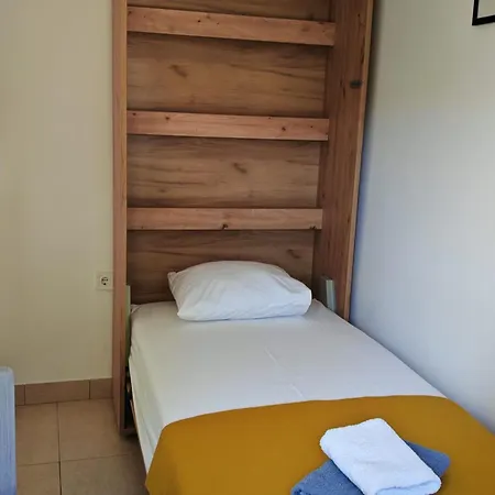 Apartament House *