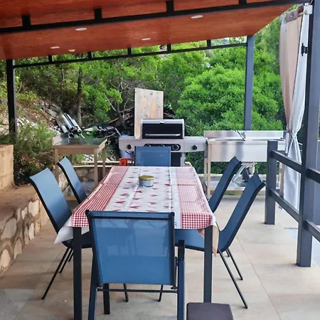 House * Sobra