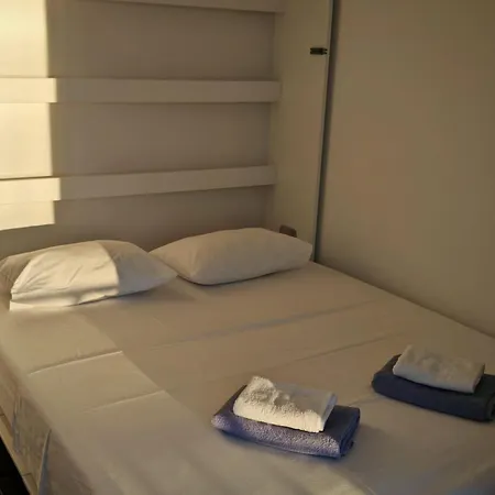 House Apartament *