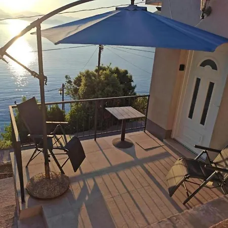 Apartament House Sobra