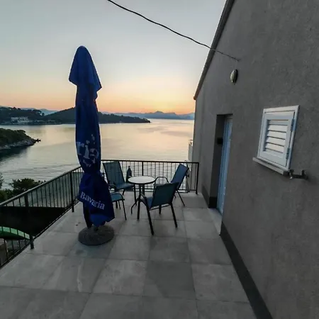 Apartament House